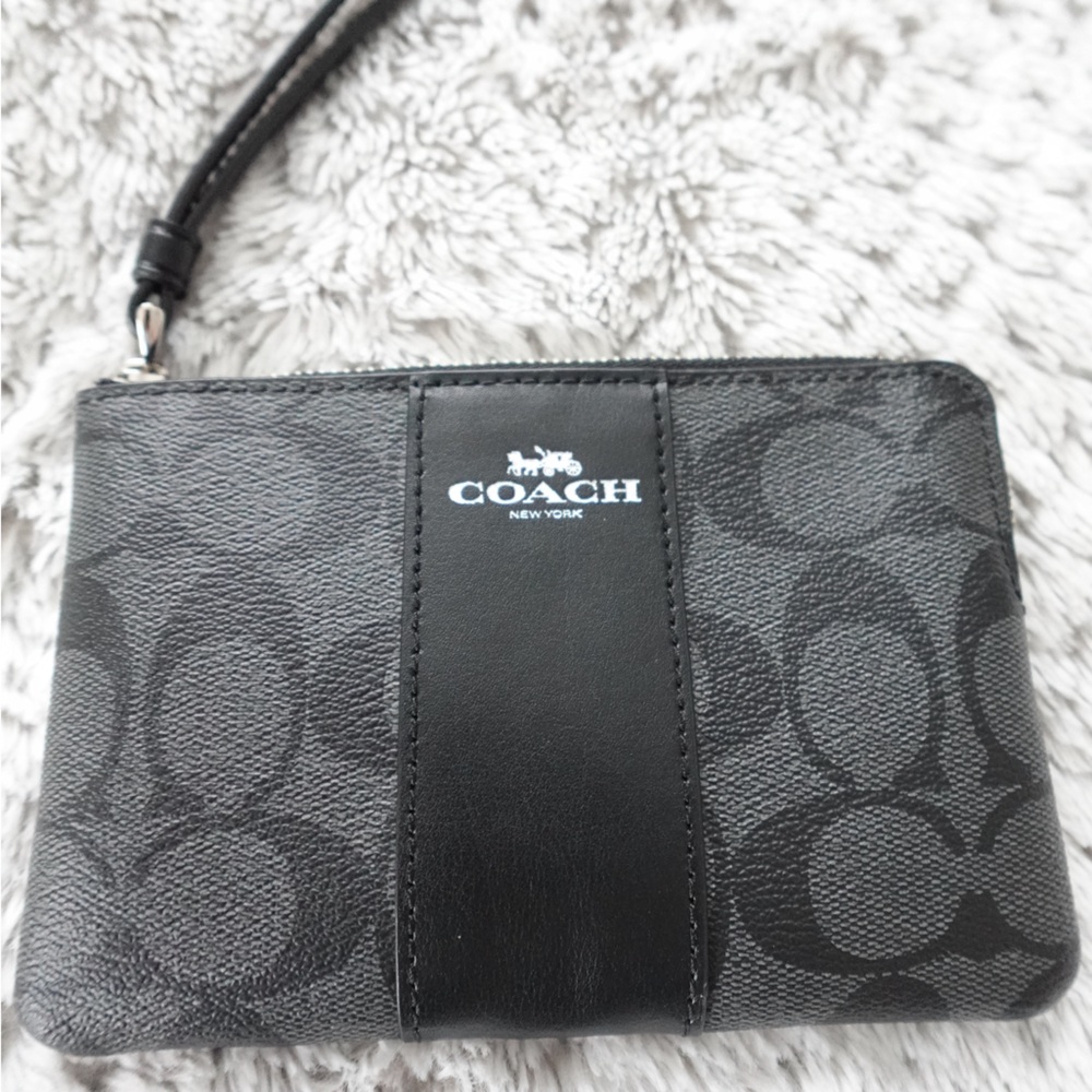Coach Monochrome Signature Wristlet